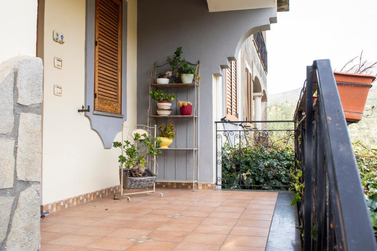 Villa Dei Fiori - Exclusive Villa With Garden In Sorrento Coast Vico Equense Exteriör bild