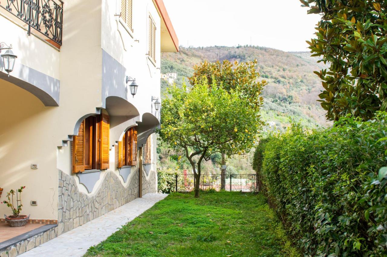 Villa Dei Fiori - Exclusive Villa With Garden In Sorrento Coast Vico Equense Exteriör bild
