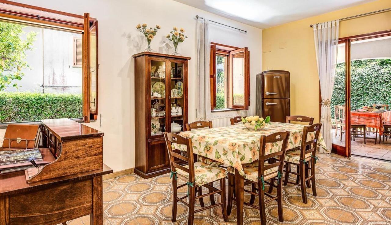 Villa Dei Fiori - Exclusive Villa With Garden In Sorrento Coast Vico Equense Exteriör bild