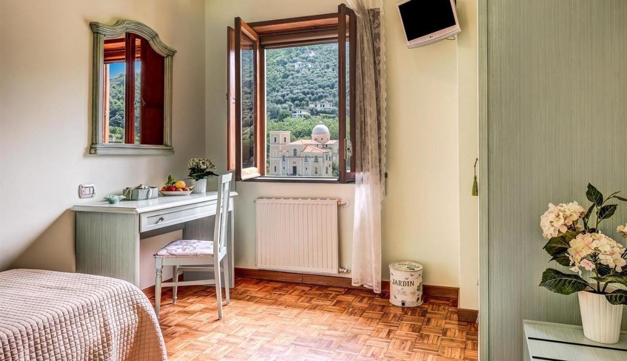 Villa Dei Fiori - Exclusive Villa With Garden In Sorrento Coast Vico Equense Exteriör bild