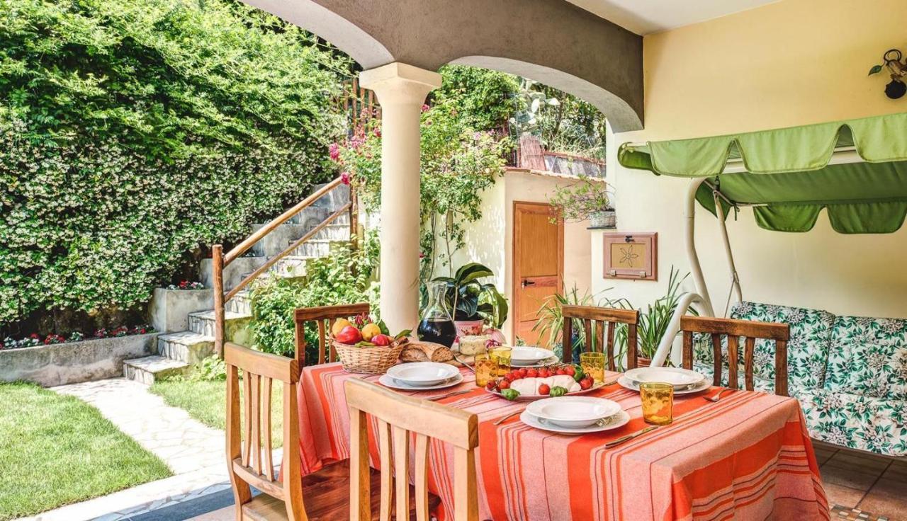 Villa Dei Fiori - Exclusive Villa With Garden In Sorrento Coast Vico Equense Exteriör bild